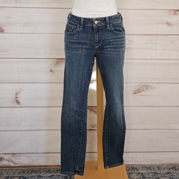 Anthropologie Pilcro Stet Slim Ankle Jean in Medium Wash Size 28 - Picture 5 of 14